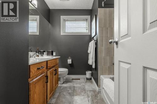 122 Wakaw Crescent, Saskatoon, SK 