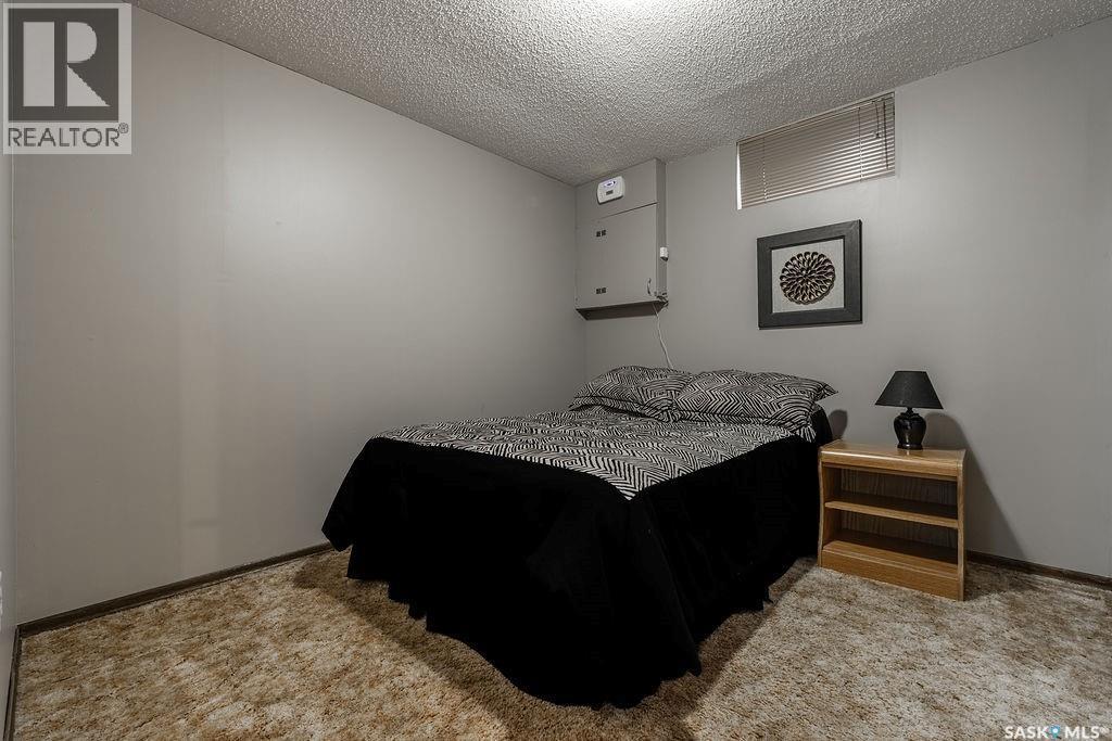 122 Wakaw Crescent, Saskatoon, SK