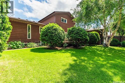 122 Wakaw Crescent, Saskatoon, SK 