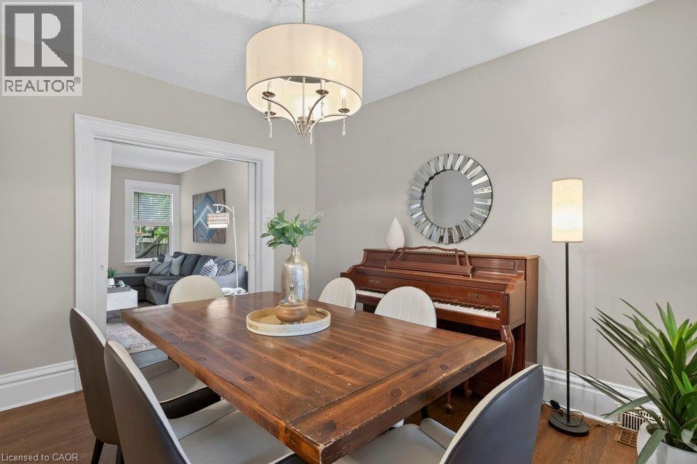 427 Jackson Street W, Hamilton, ON