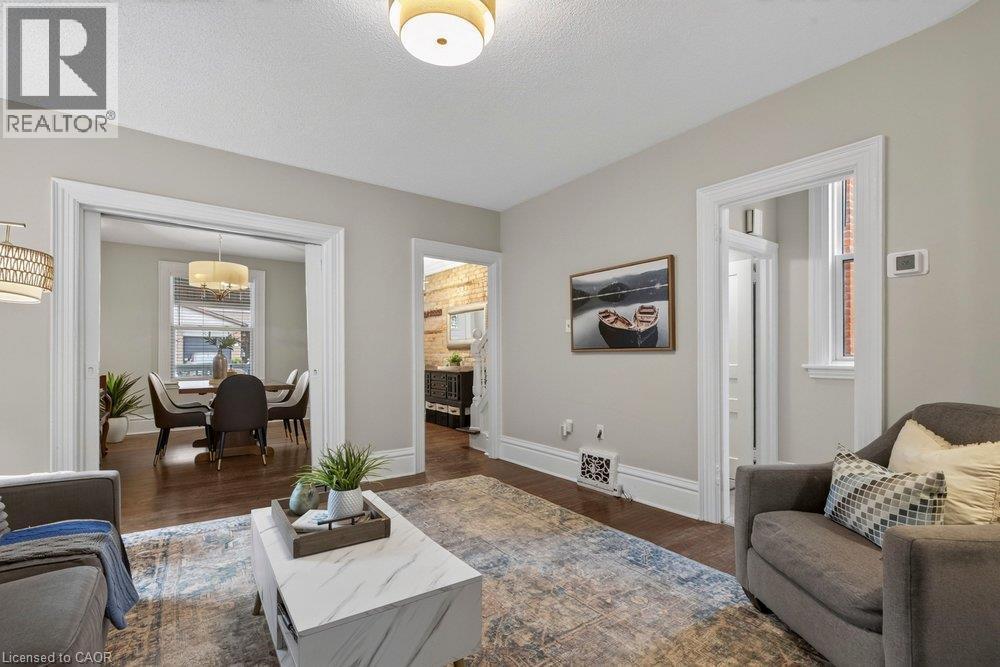 427 Jackson Street W, Hamilton, ON