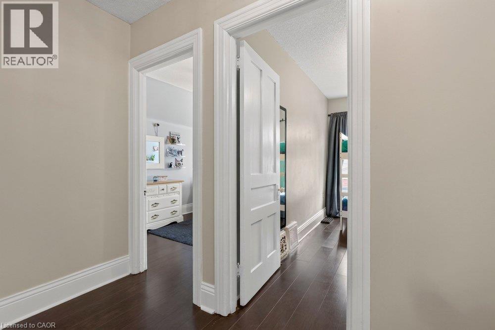 427 Jackson Street W, Hamilton, ON
