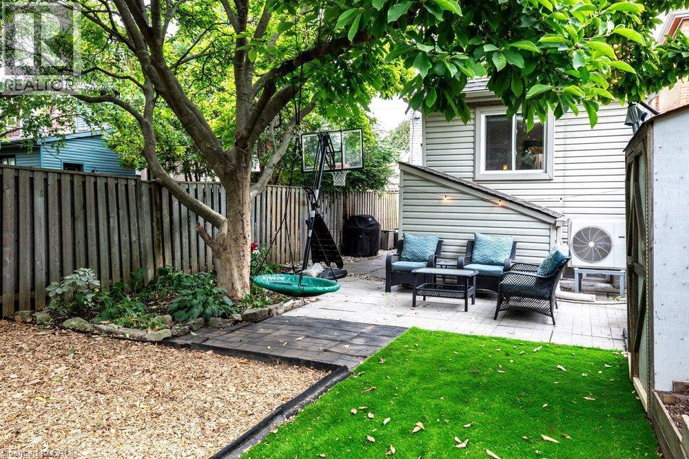 427 Jackson Street W, Hamilton, ON
