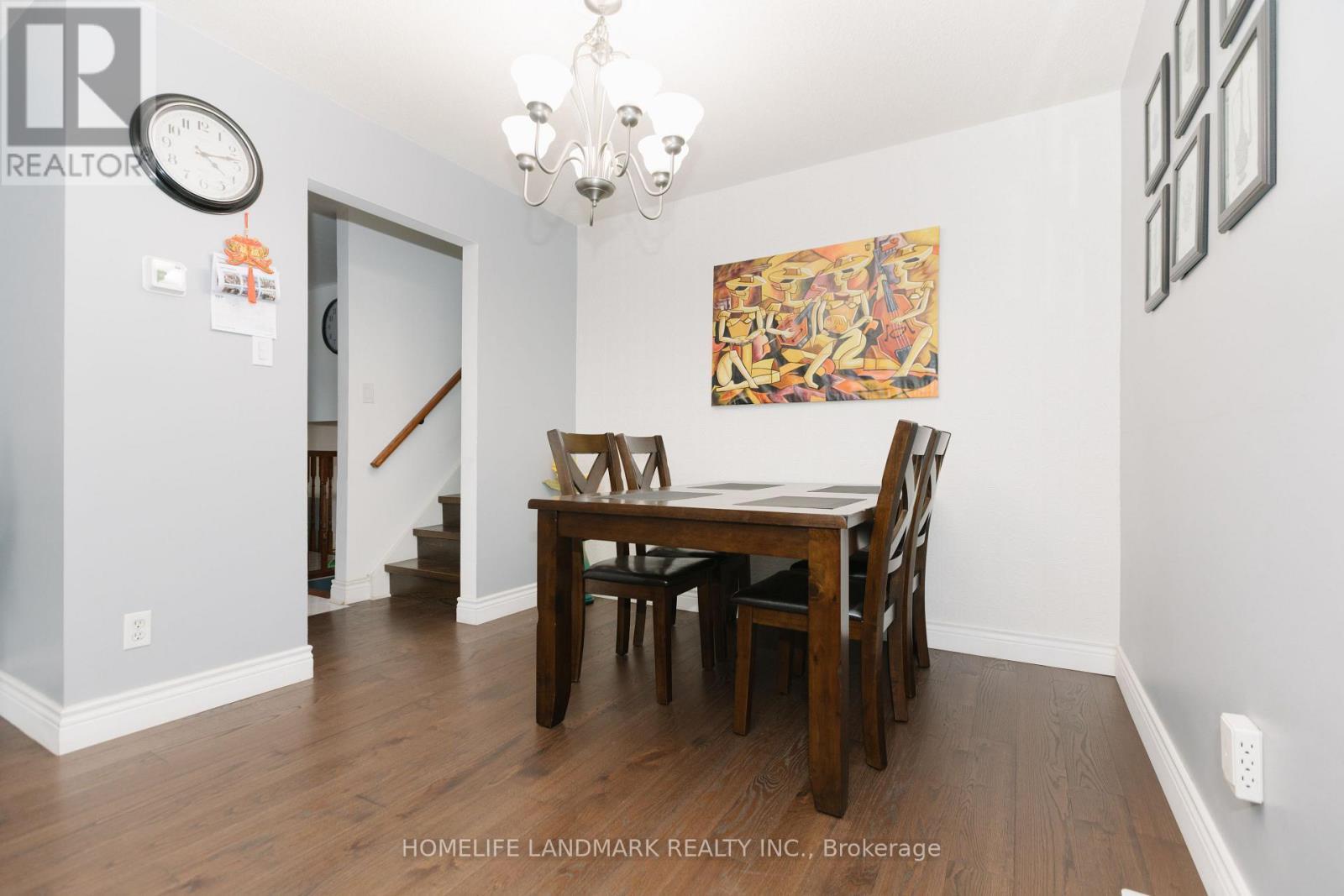 2419 Cashmere Avenue, Mississauga, ON