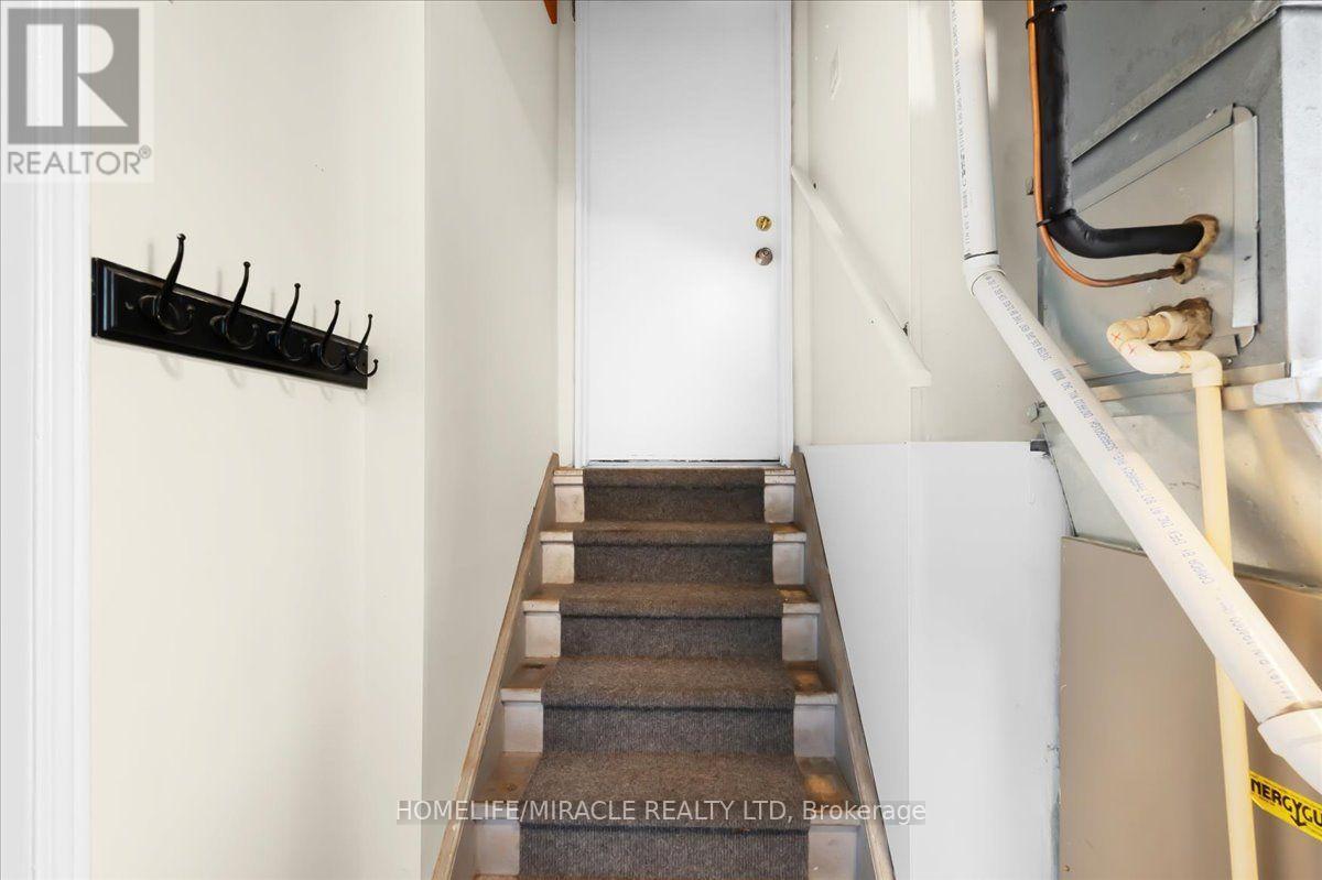 150 Bankside Drive, Kitchener, ON