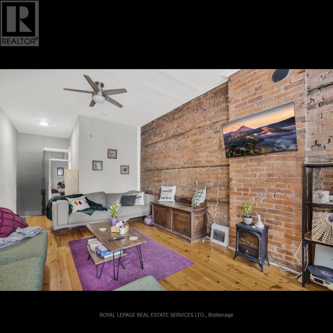 232 King Street W, Hamilton, ON