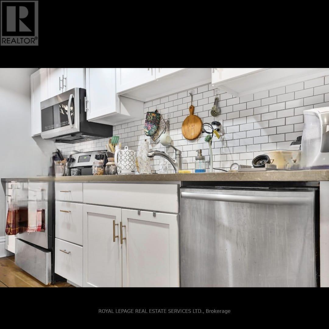 232 King Street W, Hamilton, ON