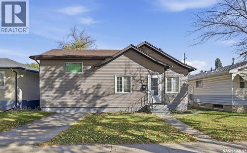 1715 Broadway Avenue, Saskatoon, SK 