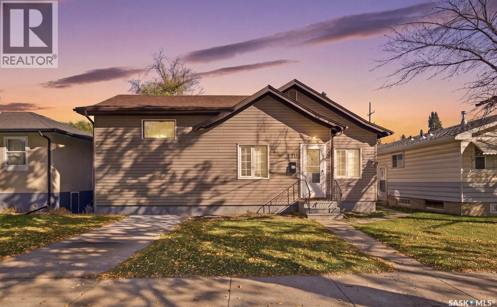1715 Broadway Avenue, Saskatoon, SK