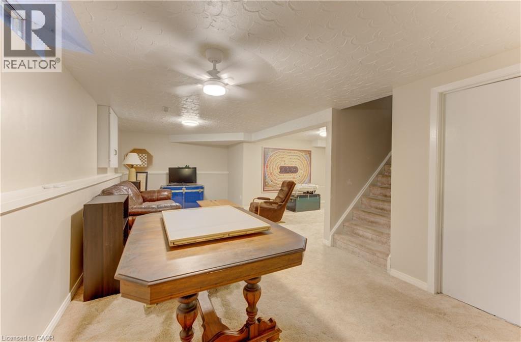 104 Deerwood Crescent, Kitchener, ON
