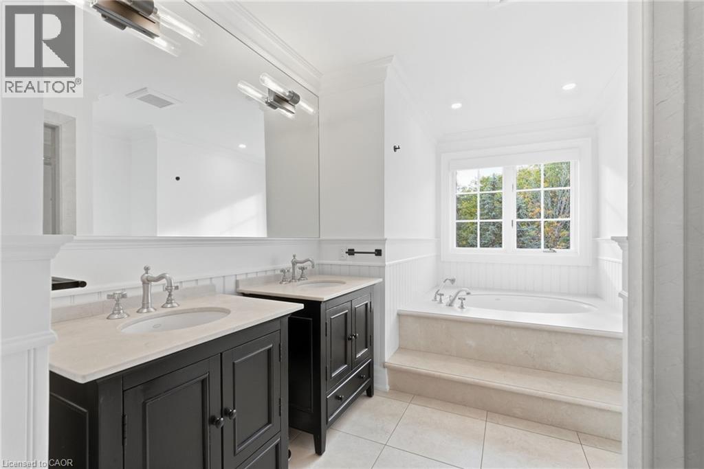 2376 8 Sideroad, Burlington, ON