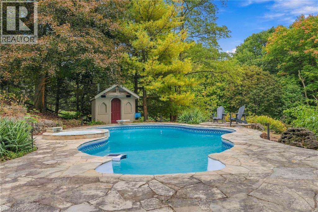2376 8 Sideroad, Burlington, ON