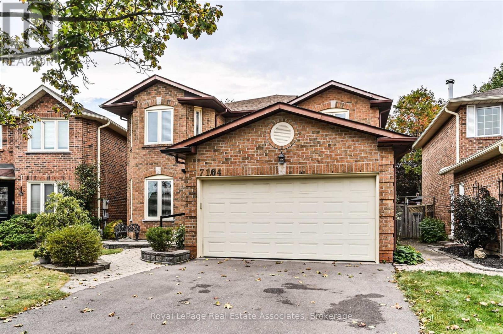 7164 Danton Promenade, Mississauga, ON