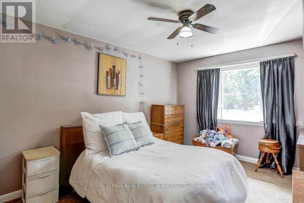 1463 Garnet Avenue, Mississauga, ON