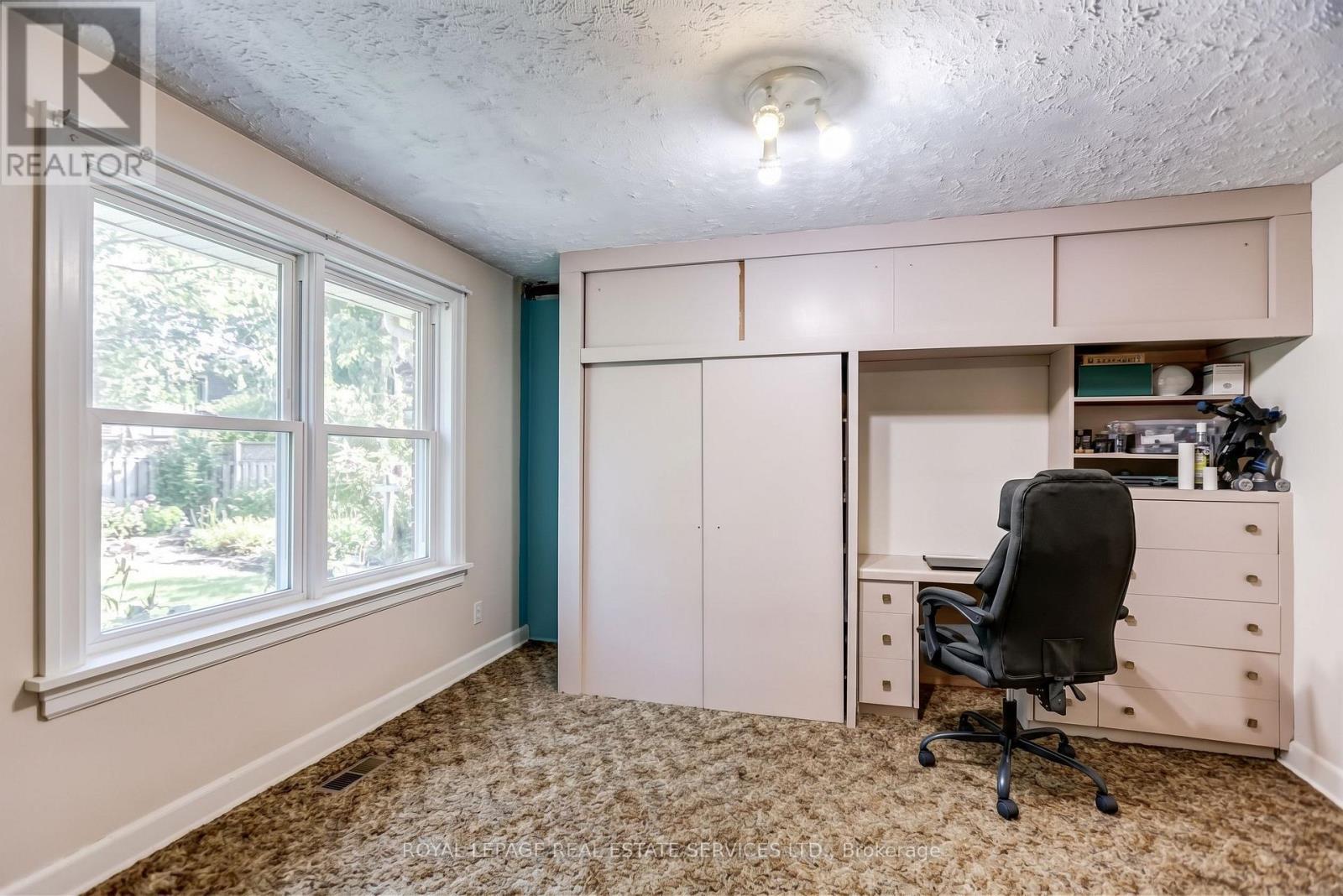 1463 Garnet Avenue, Mississauga, ON