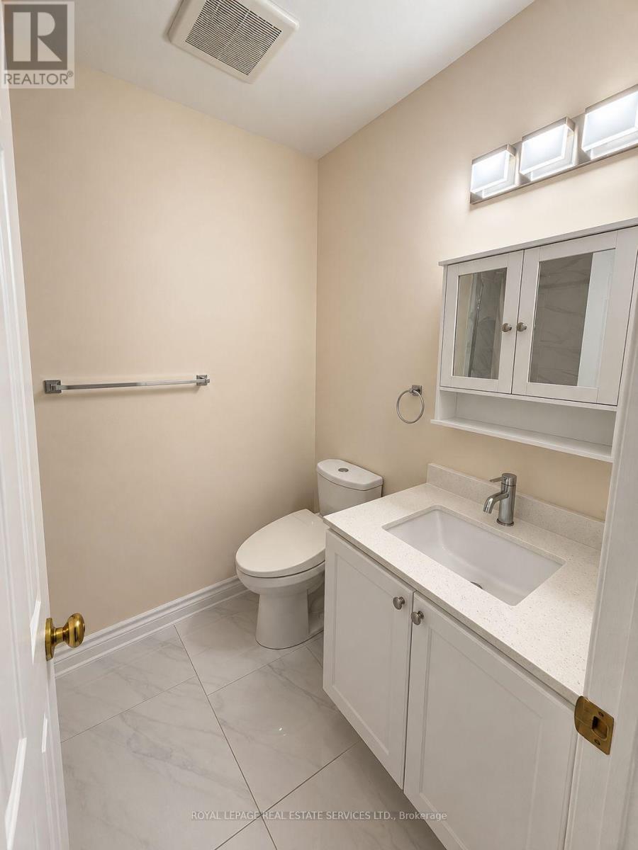 742 Winterton Way, Mississauga, ON