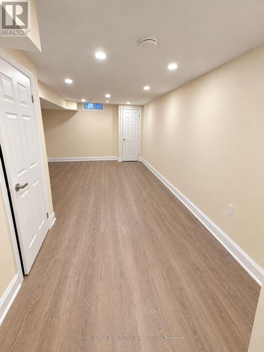 742 Winterton Way, Mississauga, ON
