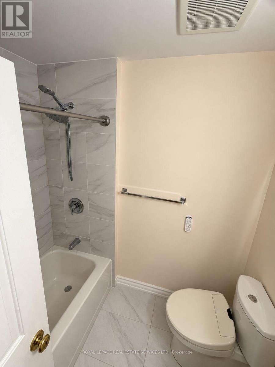 742 Winterton Way, Mississauga, ON