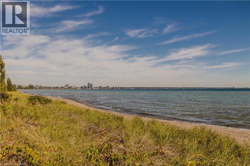 849 Beach Boulevard, Hamilton, ON 