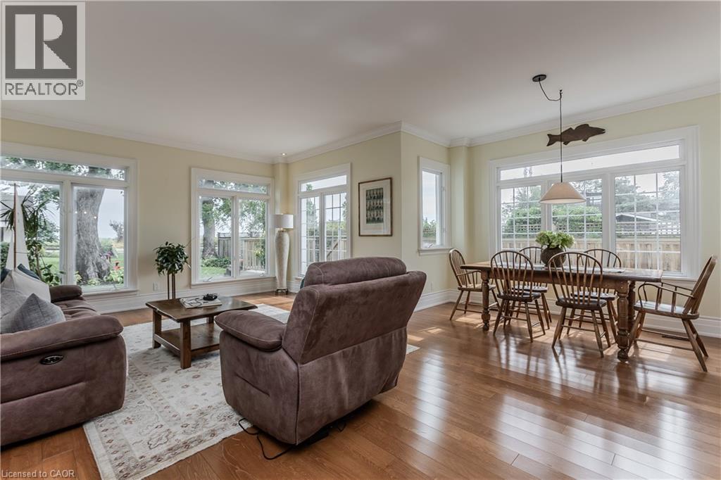 849 Beach Boulevard, Hamilton, ON