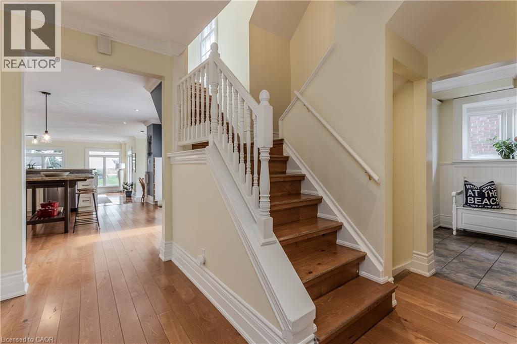 849 Beach Boulevard, Hamilton, ON