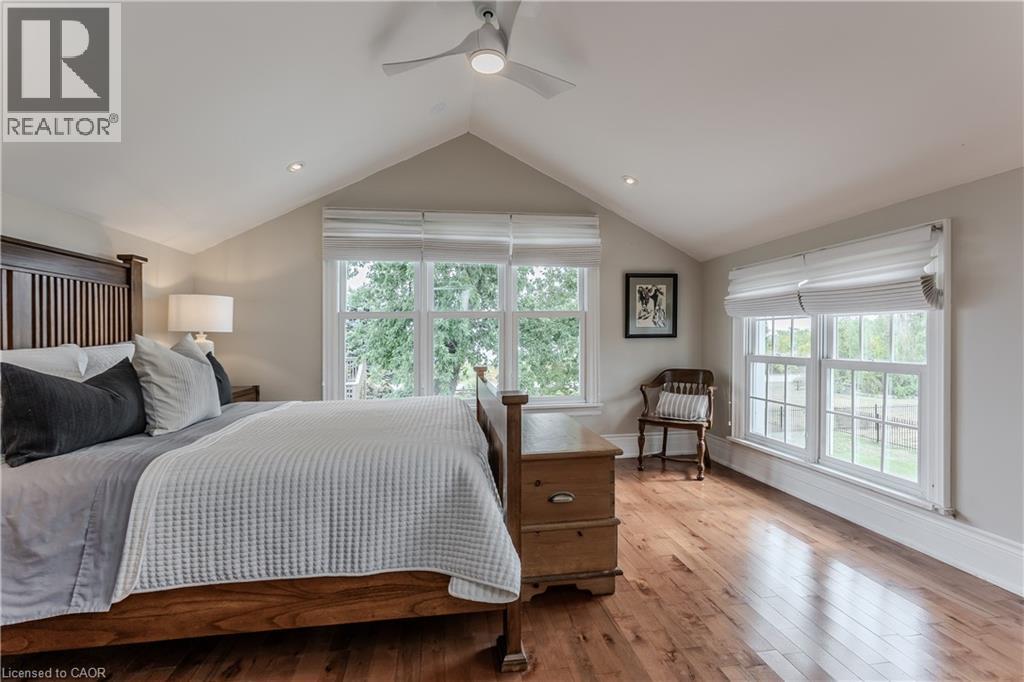 849 Beach Boulevard, Hamilton, ON