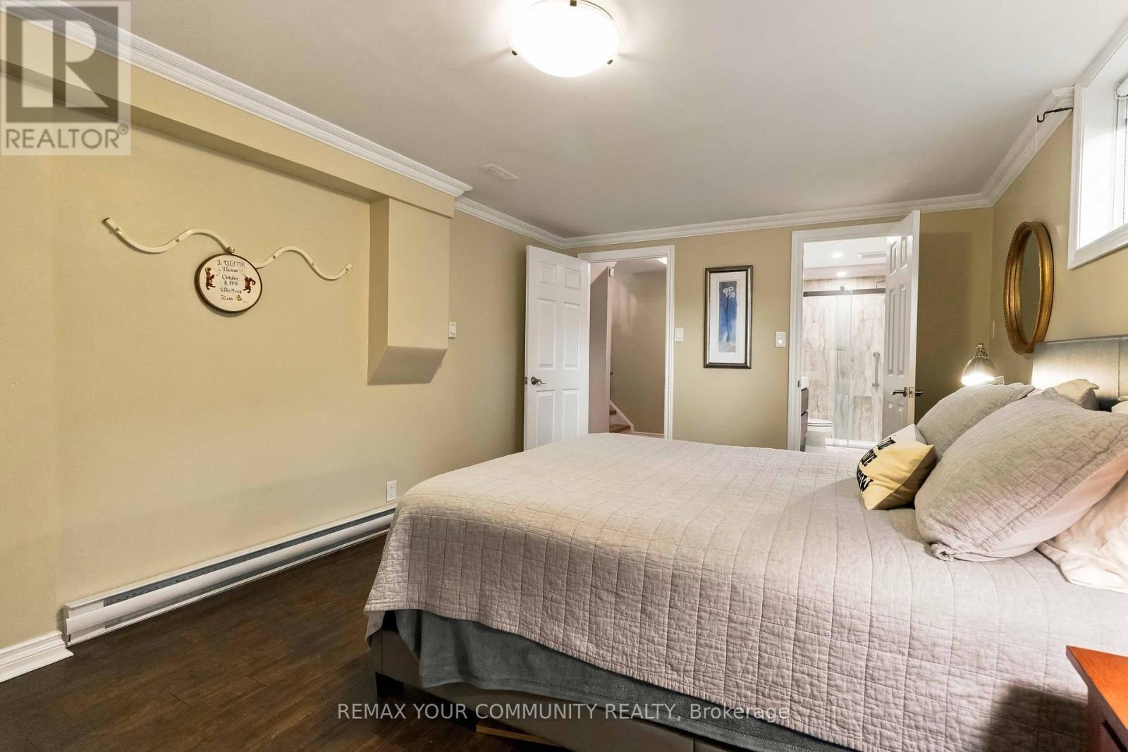 2332 Folkway Drive, Mississauga, ON