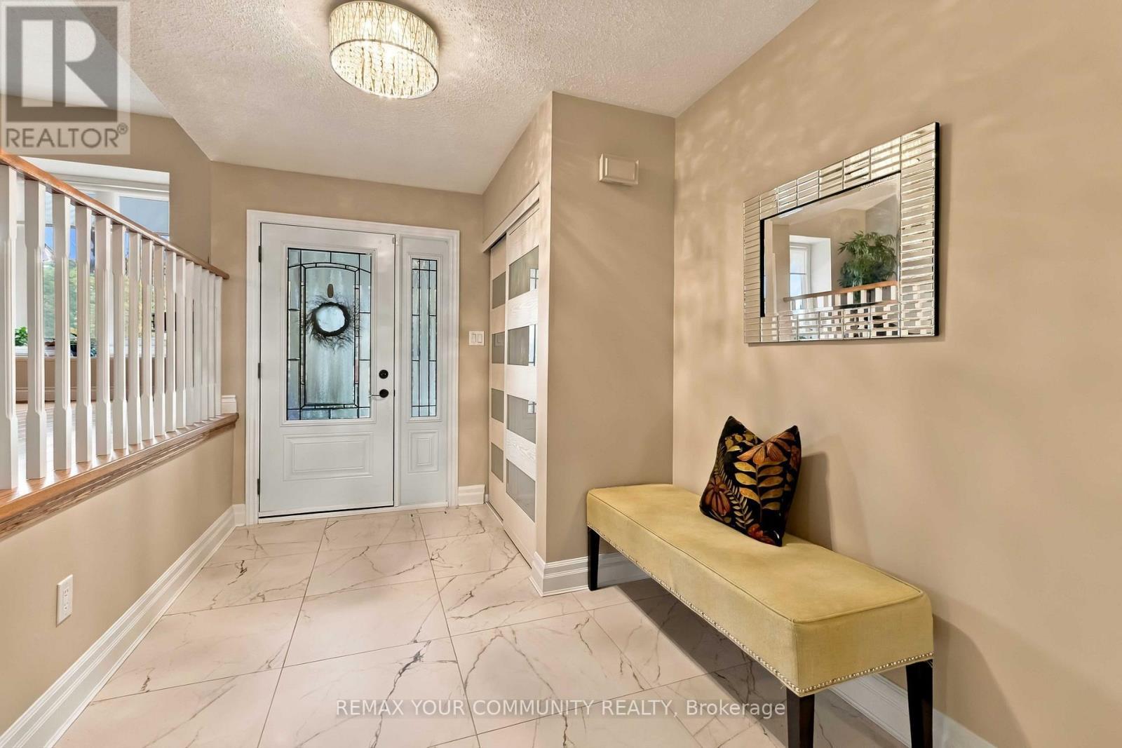 2332 Folkway Drive, Mississauga, ON