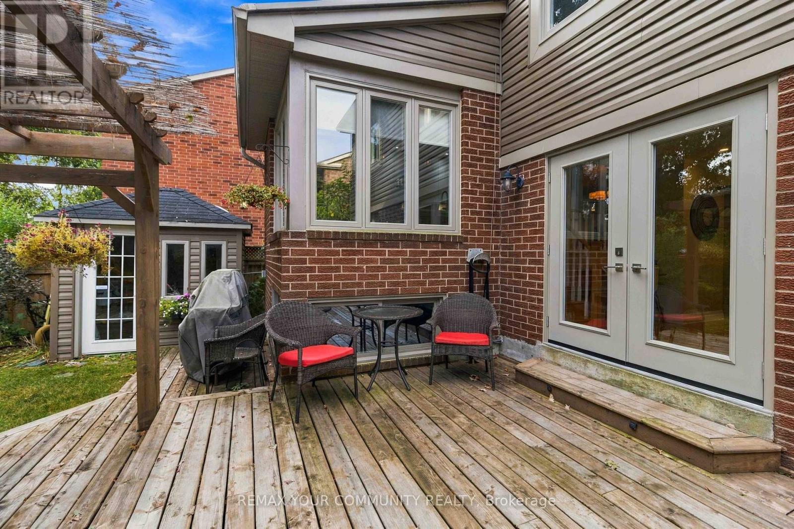 2332 Folkway Drive, Mississauga, ON