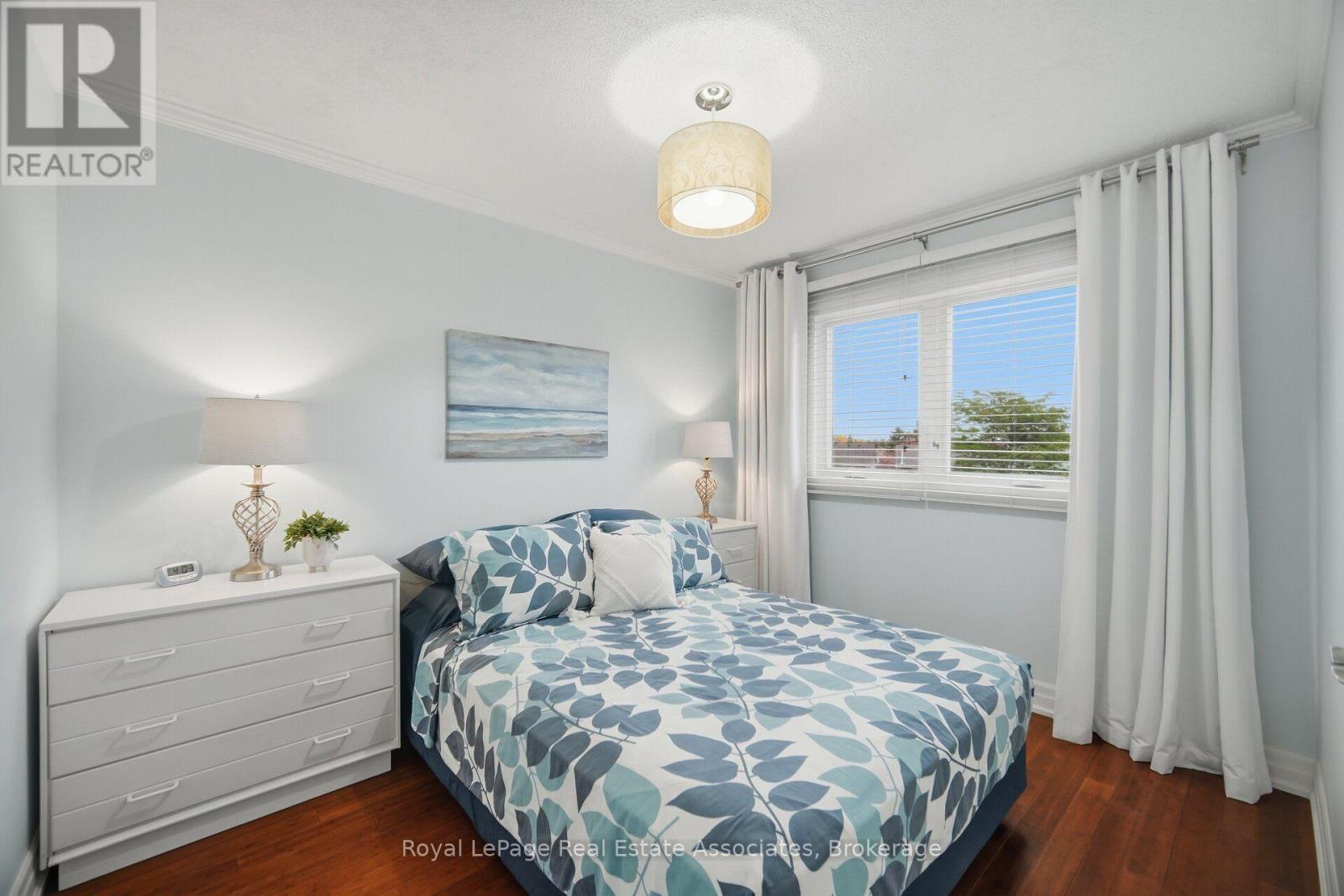 Bedroom 2 - 5923 Tweed Court, Mississauga, ON