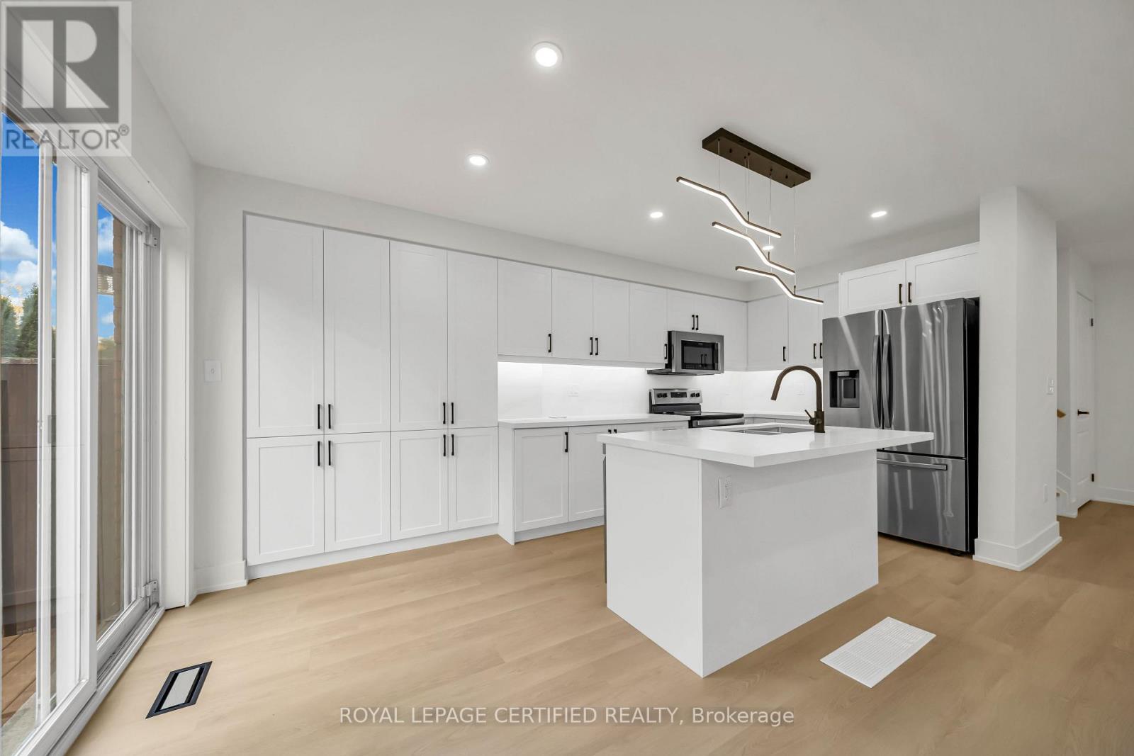 3864 Coachman Circle, Mississauga, ON