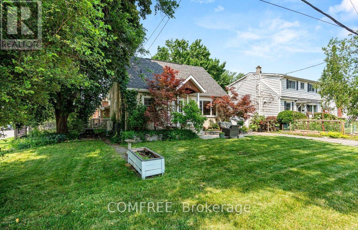 421 Greenwood Avenue, Ottawa, ON