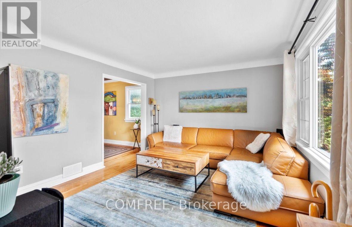 421 Greenwood Avenue, Ottawa, ON