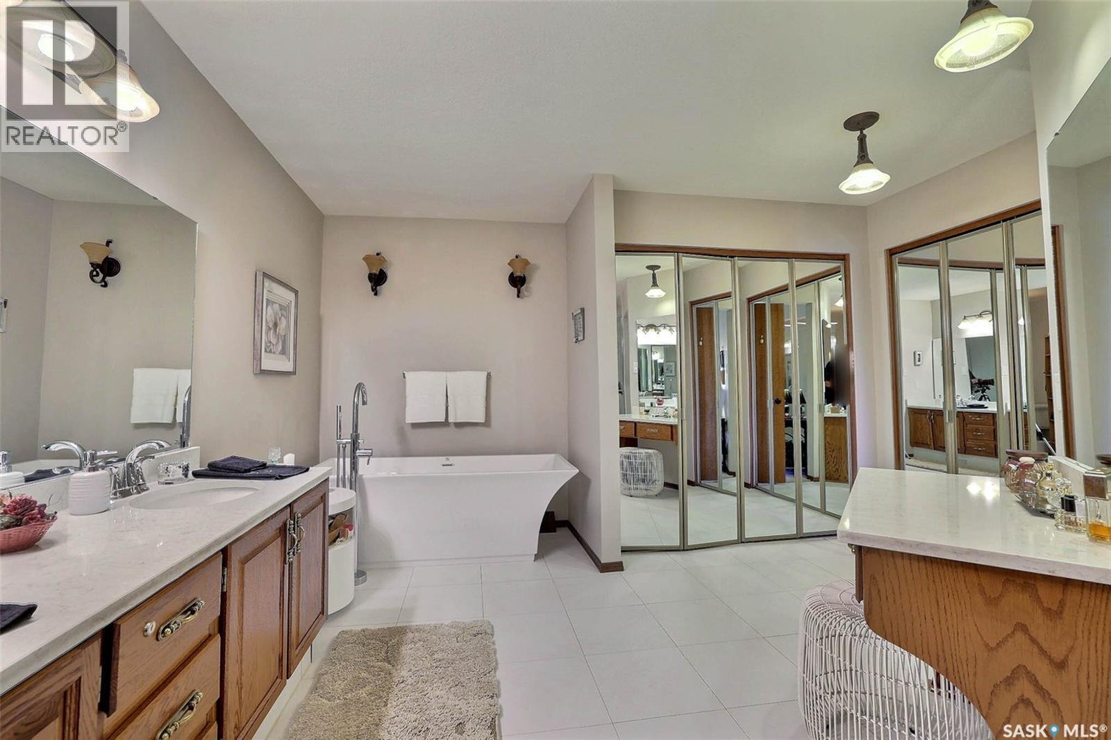 338 Avon Drive, Regina, SK