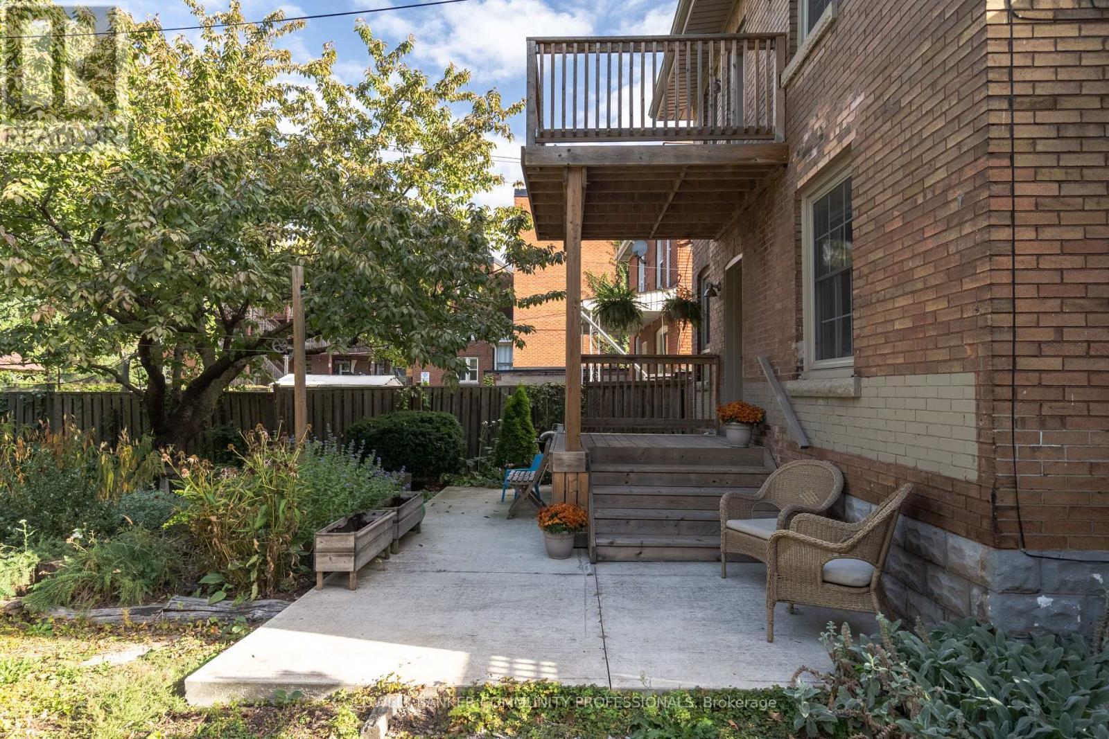 14 Prospect Street S, Hamilton, ON