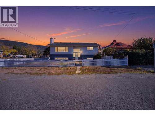 1801 HAMILTON Avenue  Merritt, BC V1K 1B8