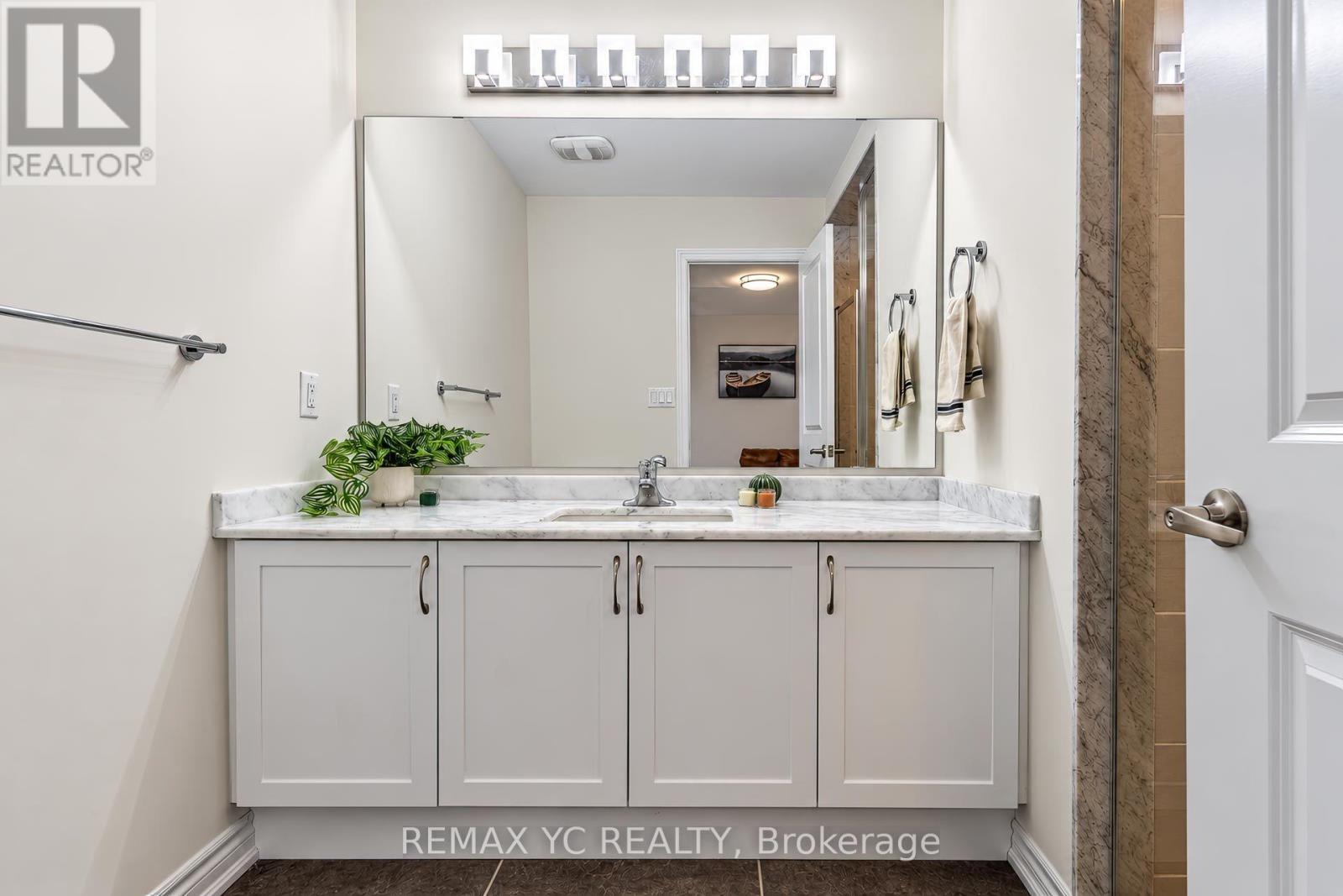 126 Durham Avenue, Barrie, ON