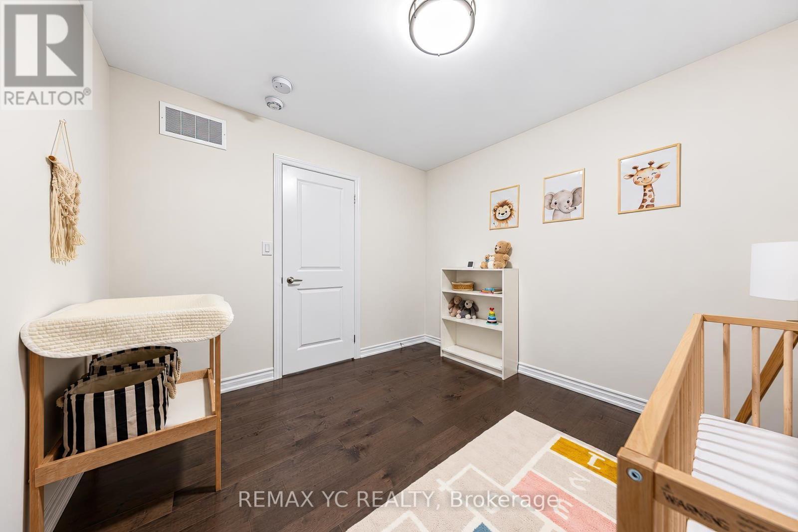 126 Durham Avenue, Barrie, ON