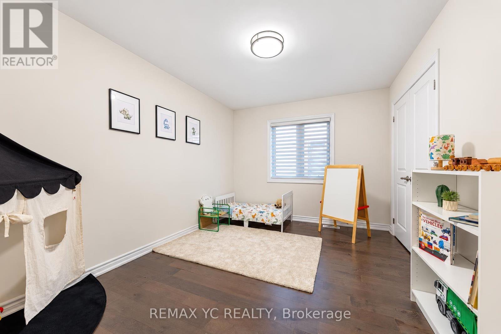 126 Durham Avenue, Barrie, ON