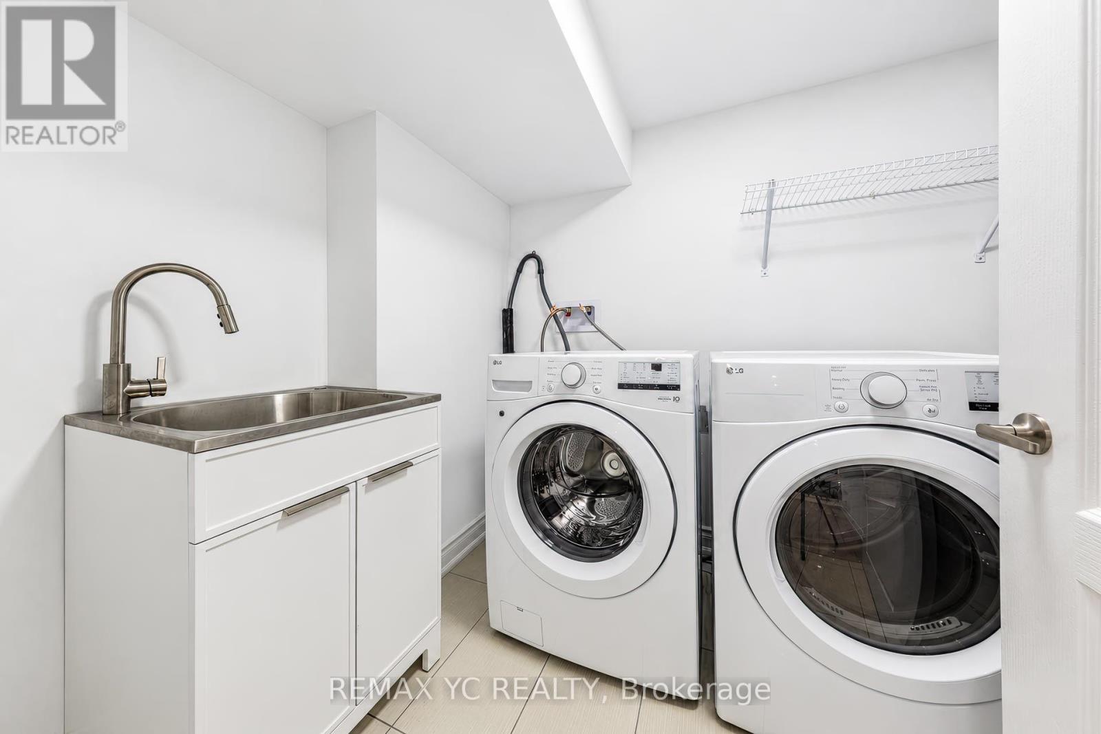 126 Durham Avenue, Barrie, ON