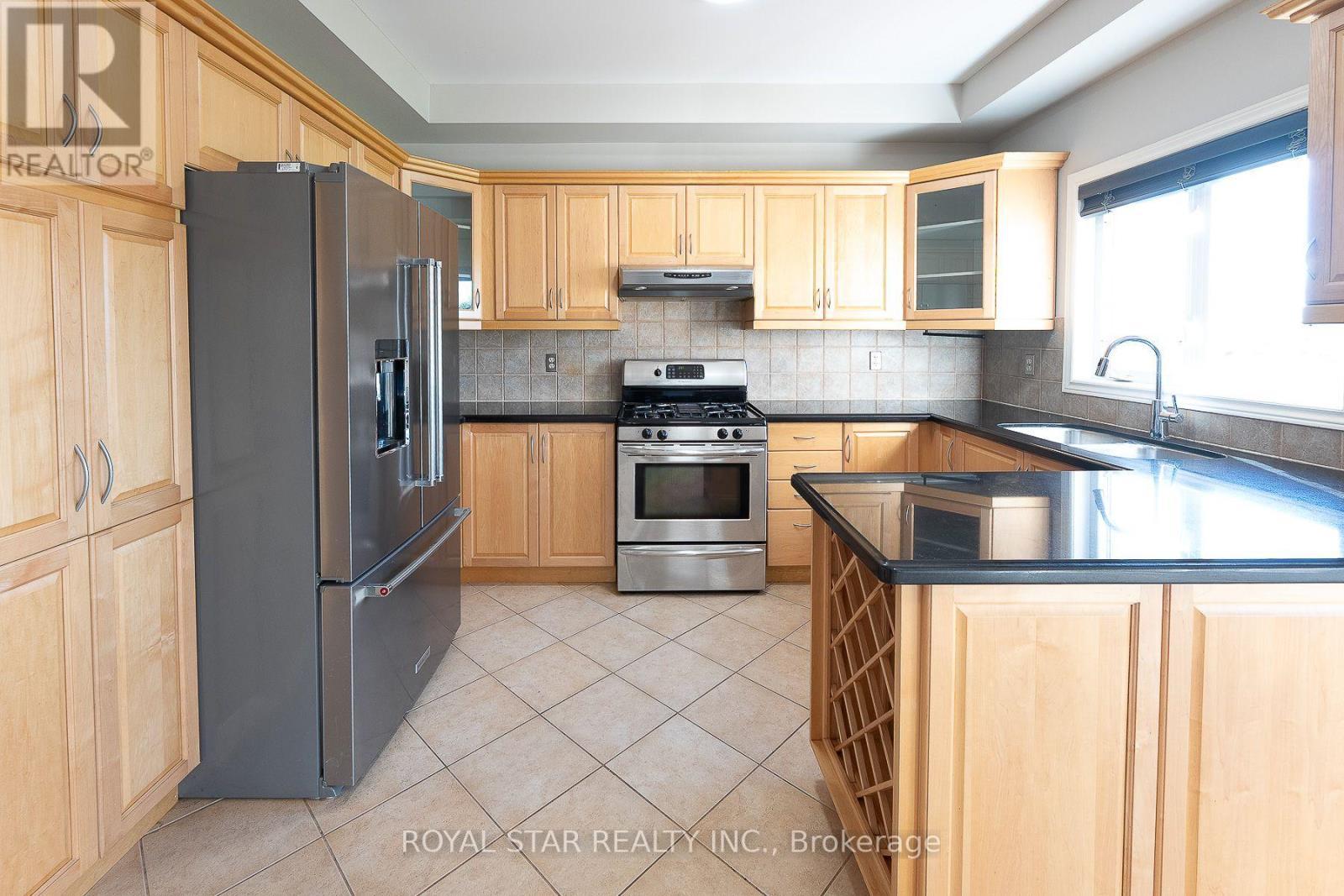 6782 Kazoo Court, Mississauga, ON