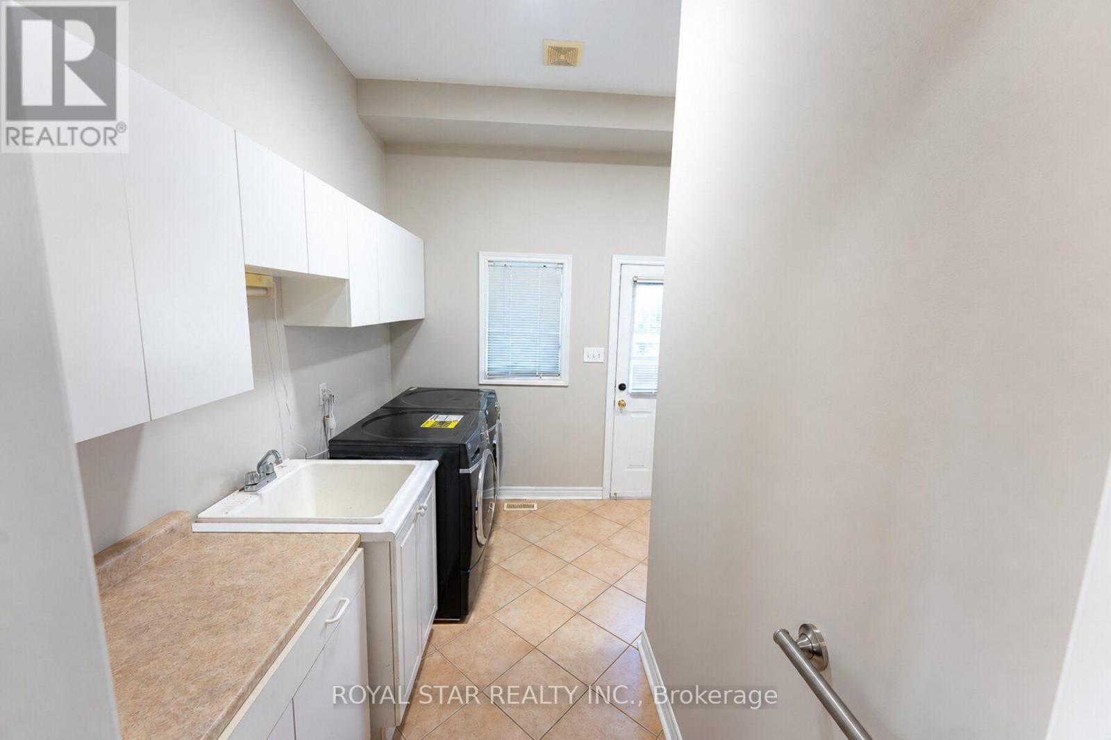 6782 Kazoo Court, Mississauga, ON