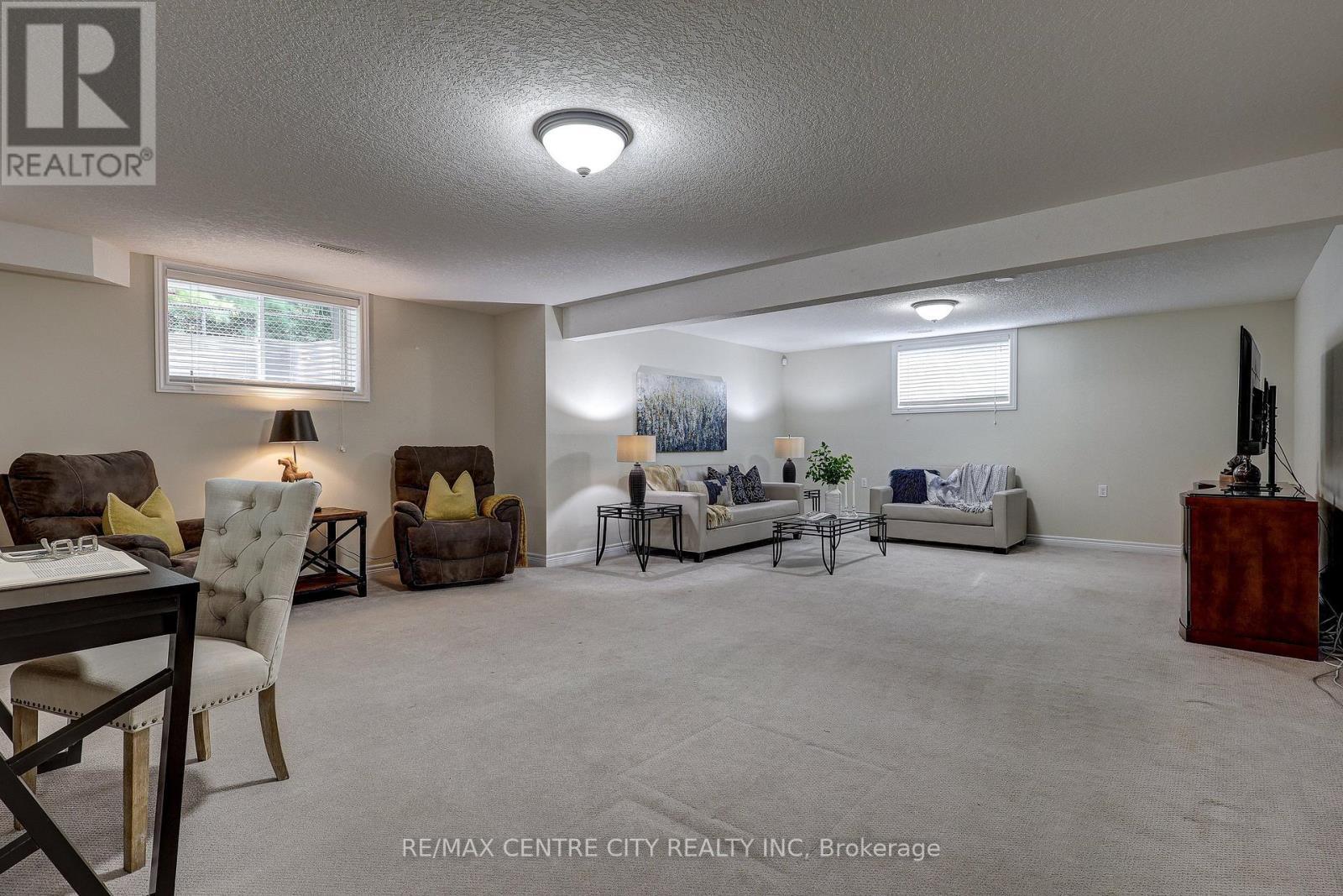 39 Hickory Lane, St. Thomas, ON
