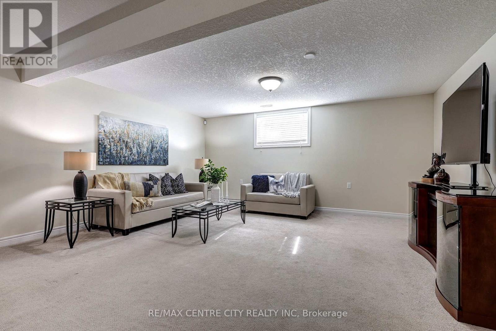 39 Hickory Lane, St. Thomas, ON