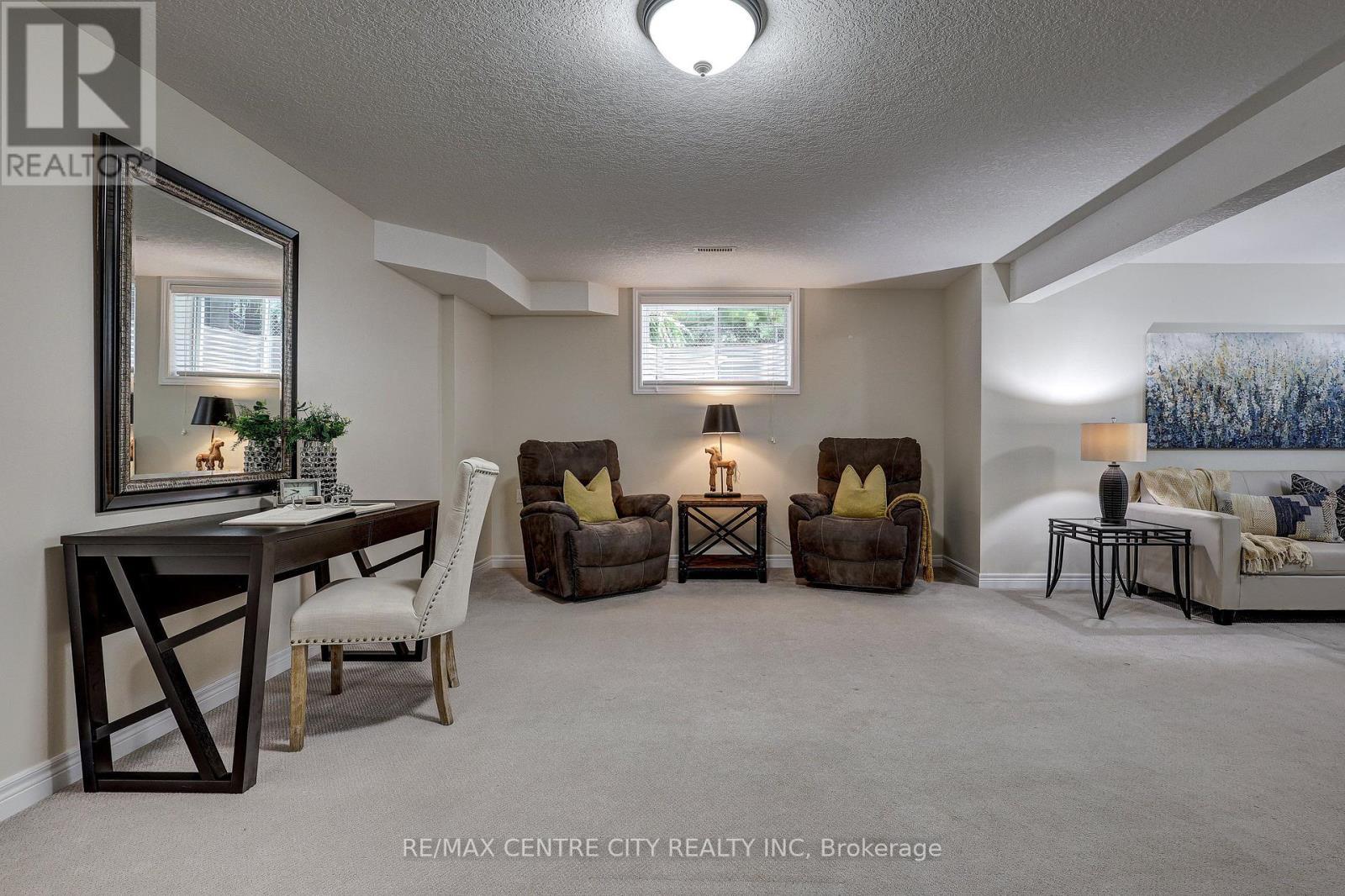39 Hickory Lane, St. Thomas, ON