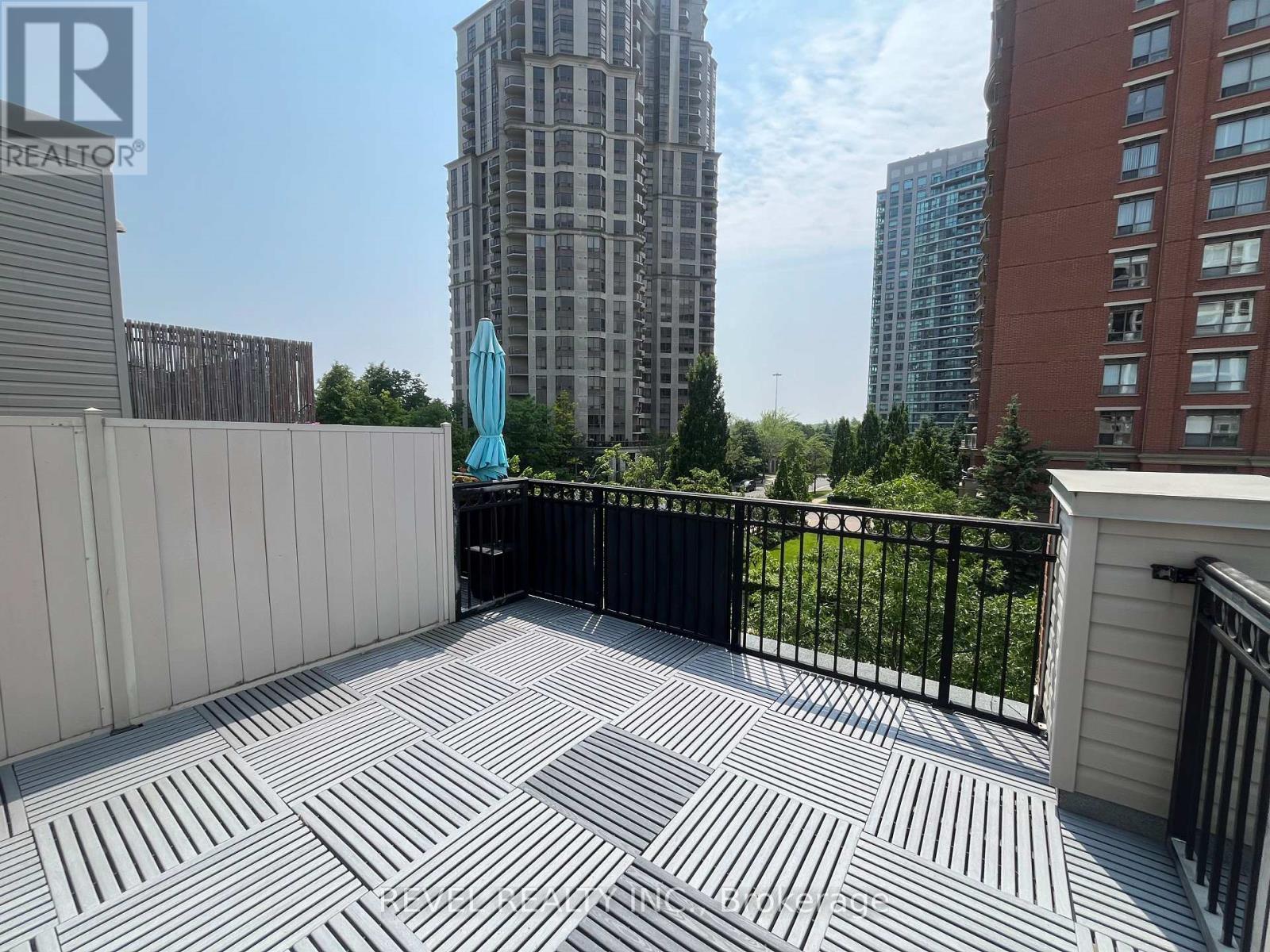 105 - 3 Everson Drive, Toronto, ON