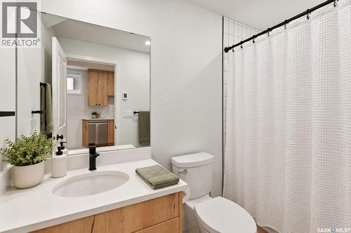1402 Wiggins Avenue S, Saskatoon, SK 