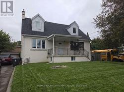 999 CALEDONIA ROAD Toronto, ON M6B 3Y9