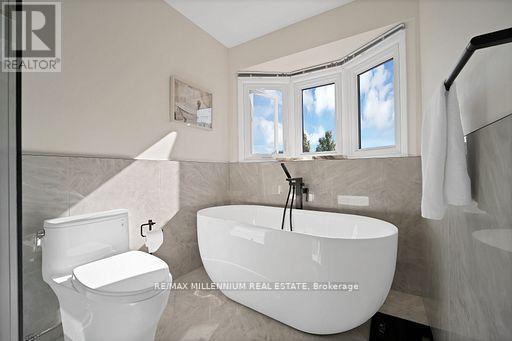 4165 Credit Pointe Drive, Mississauga, ON