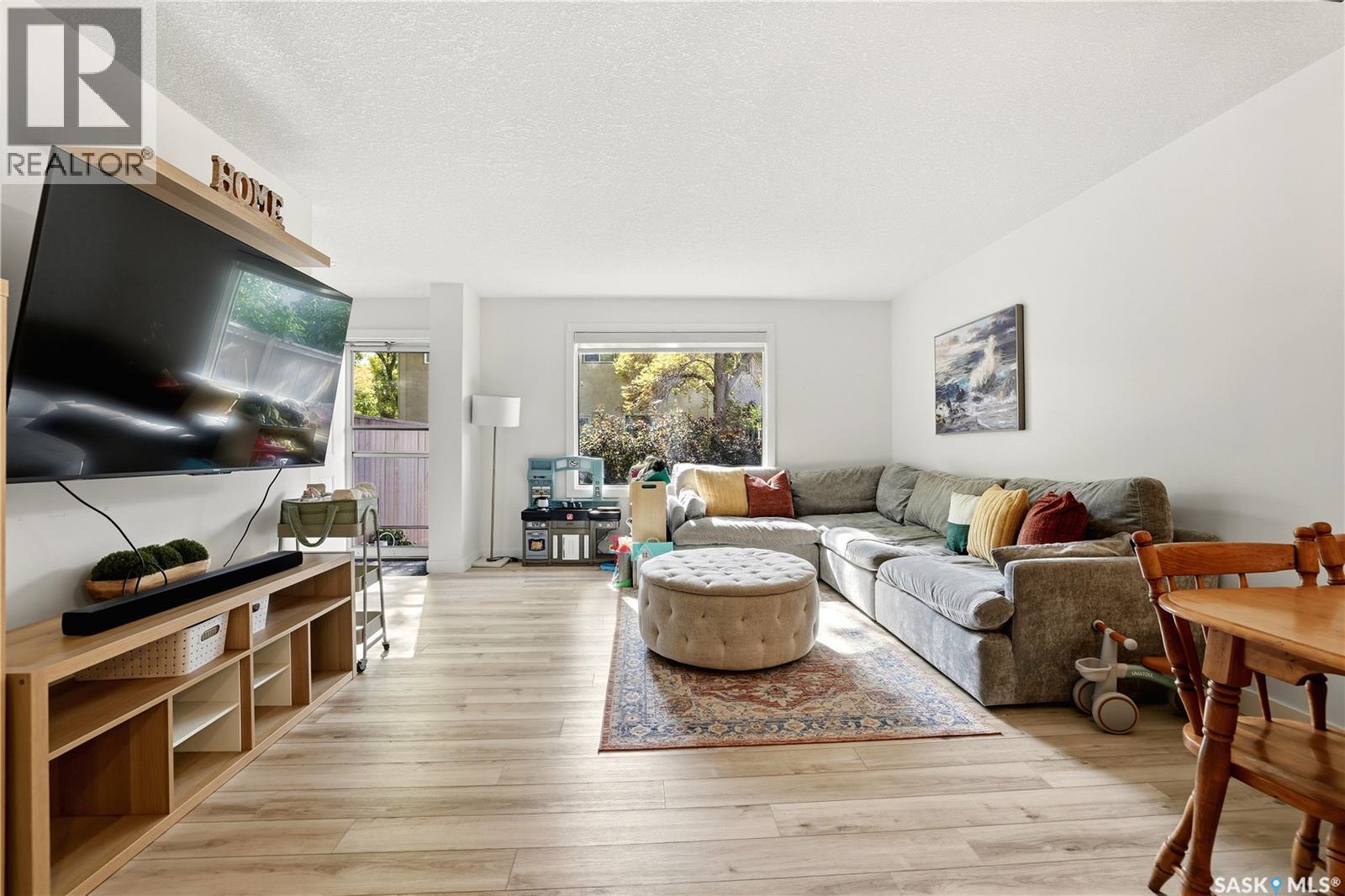 33 Ryan Road, Regina, SK